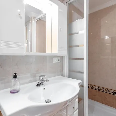 A410 Frontlilne Apartament Nerja